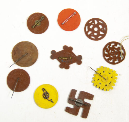 Deutsche Kulturvölker complete series 10 badges ancient German sunwheel swastika designs