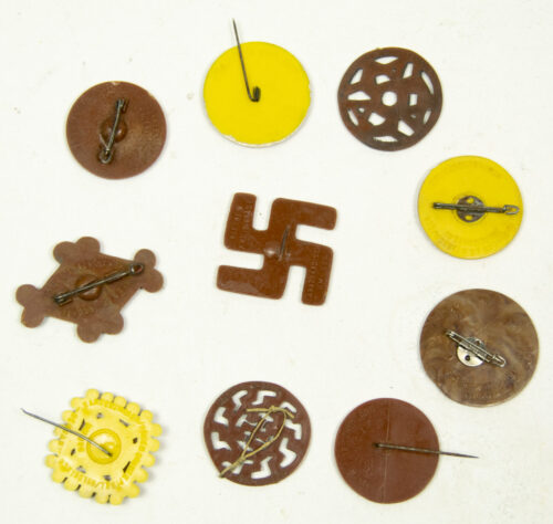 Deutsche Kulturvölker complete series 10 badges ancient German sunwheel swastika designs