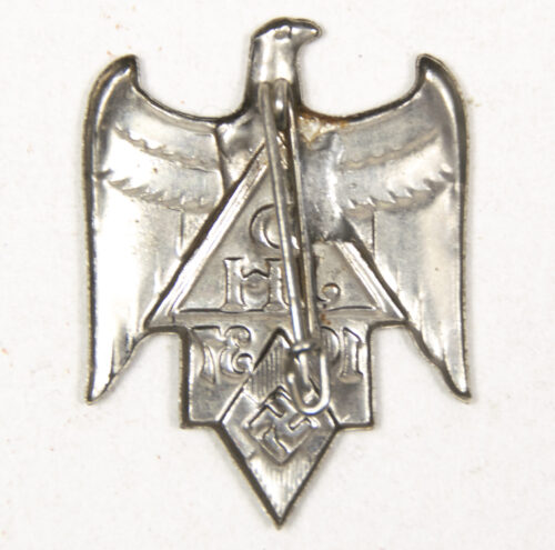 Hitlerjugend (HJ) Deutsche Jugend Herbergen (DJH) 1937 abzeichen
