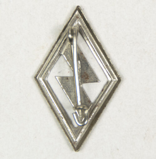 Hitlerjugend (HJ) Deutsches Jungvolk (DJ) Cap Badge