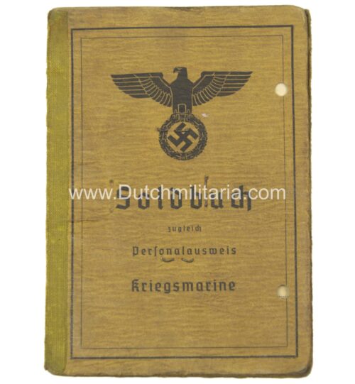 Soldbuch zugleich Personalausweis Kriegsmarine (1943)