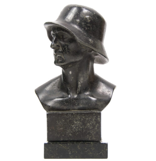 Reichswehr (Heer) Soldier bust on marble base