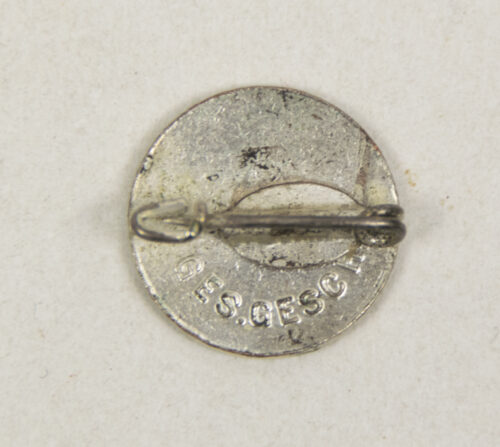 Deutsches Rotes Kreuz (DRK) memberbadge