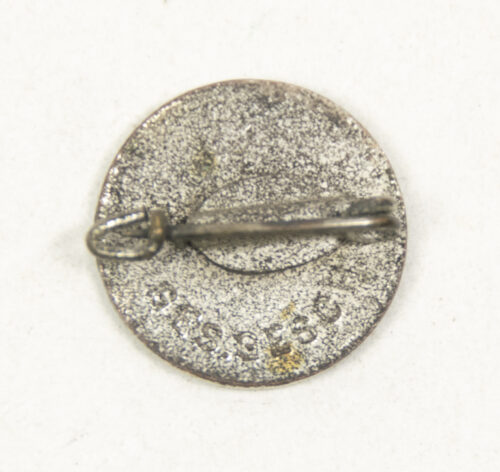Deutsches Rotes Kreuz (DRK) memberbadge