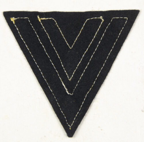Kriegsmarine (KM) Obergefreiters rank chevron