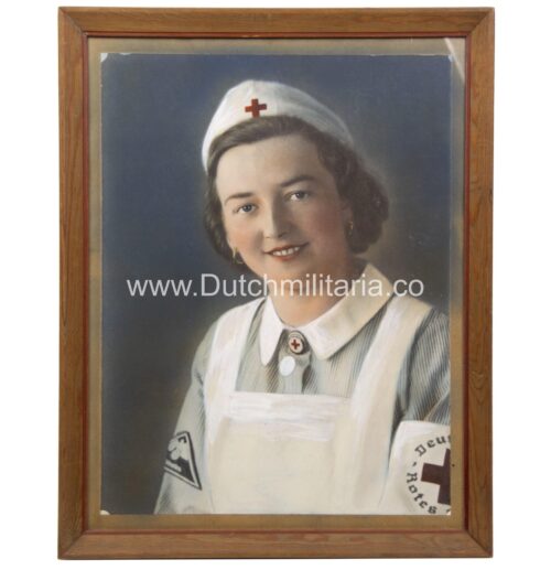 Large Framed Deutsches Rotes Kreuz portrait (50x40 centimeters)
