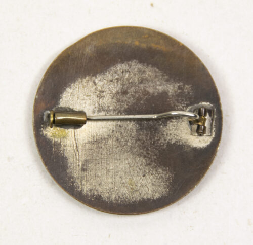 National Sozialistische Volkswohlfahrt (NSV) Freie Schwesternschaft brooch
