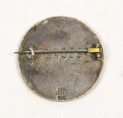 National Sozialistische Volkswohlfahrt (NSV) N.S. Schwesternschaft brooch (800 silver)