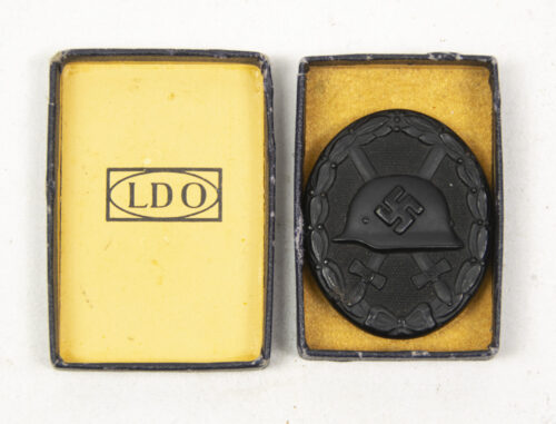 Verwundetenabzeichen Schwarz Woundbadge black + case (MM 65 Klein & Quenzer)