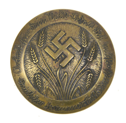 Deutscher Frauenarbeitsdienst German woman's labor service brooch (Early type)