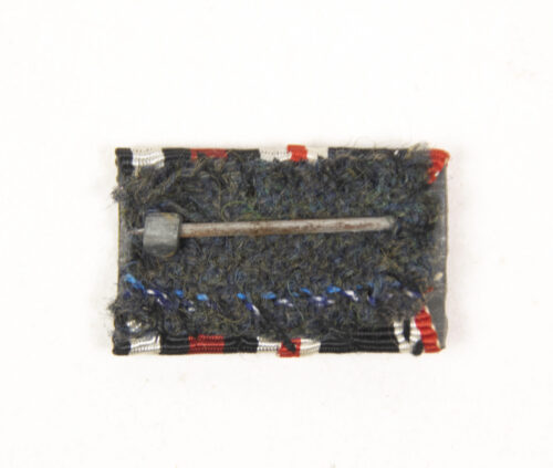 Double ribbon with Kriegsverdienstkreuz mit Schwerter + Frontkämpfer Ehrenkreuz