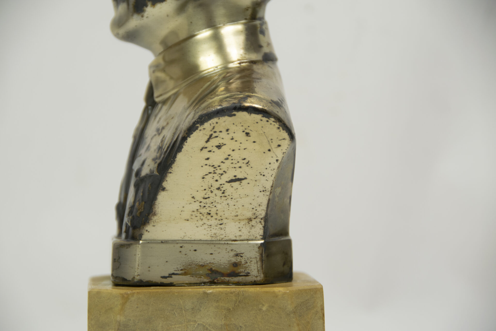 Hitler silver colored bust on marble base - Image 14