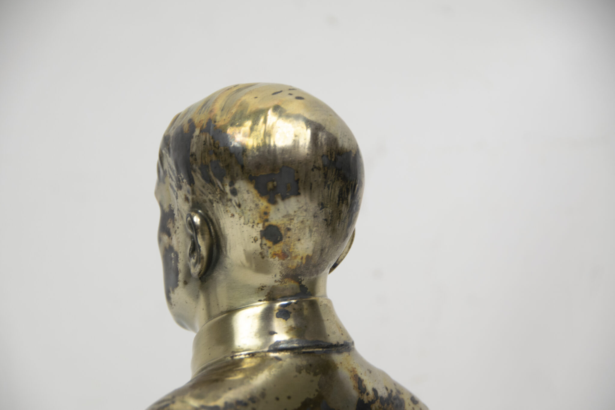 Hitler silver colored bust on marble base - Image 17