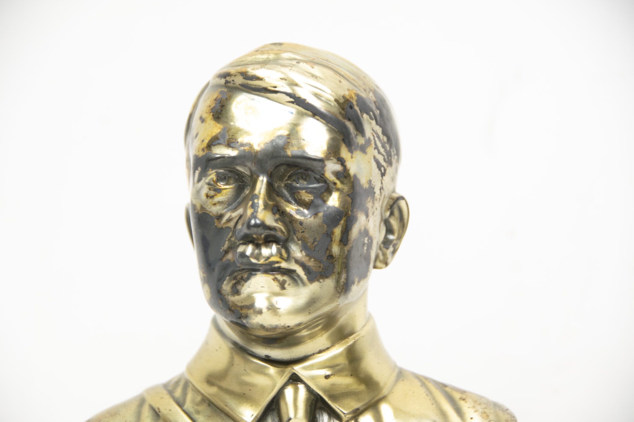 Hitler silver colored bust on marble base - Image 4