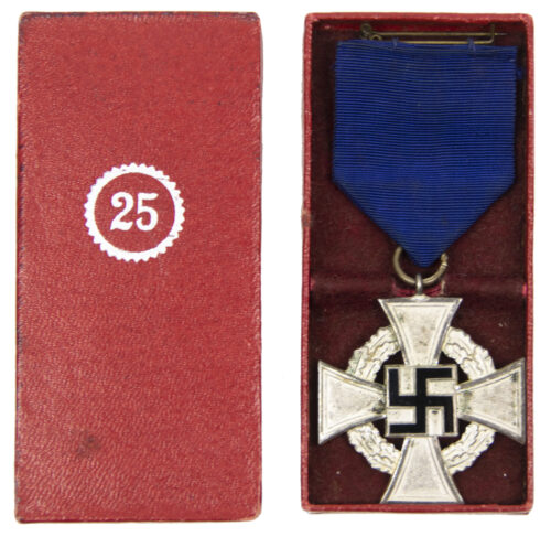 Treue Dienst 25 Jahre + etui