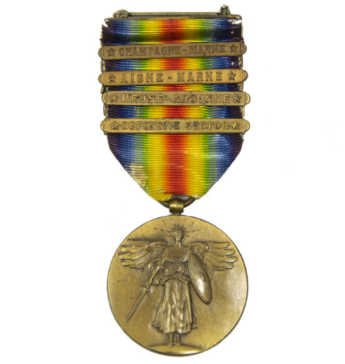 WWI U.S. Army Victory Medal with 4 claps Champagne-Marne, Aisne-Marne, Meuse-Argonne, Defensive sector