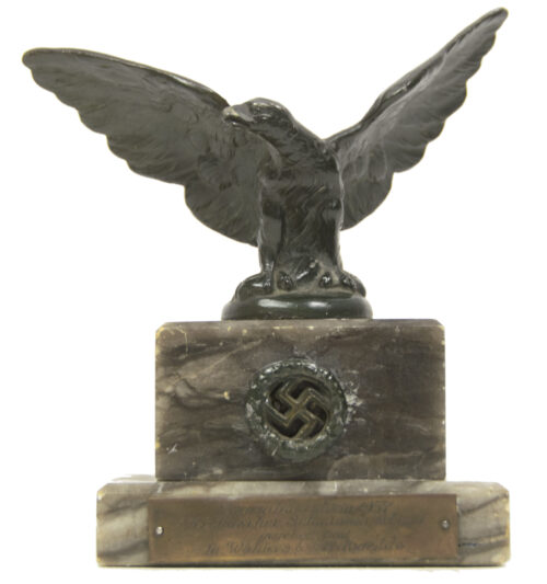 Deskeagle paperweight Jugendmeisterin 1937 Bremischer Schwimmverband