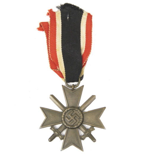 Kriegsverdienstkreuz (KVK) mit Schwerter / War Merit Cross with swords