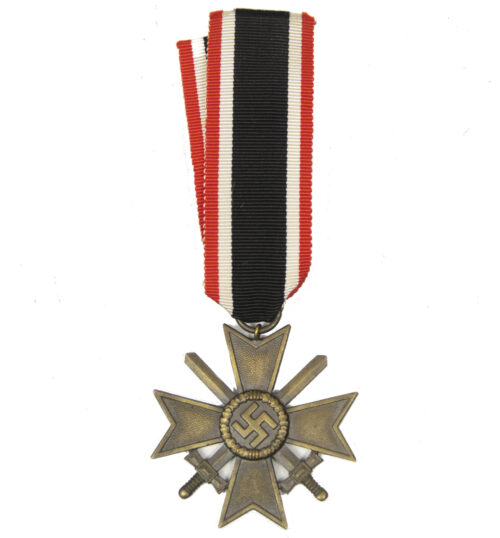 Kriegsverdienstkreuz (KVK) mit Schwerter / War Merit Cross with swords