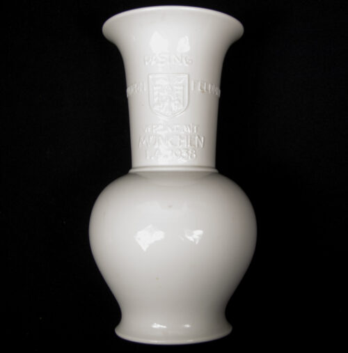 (Porcelain) Vase of the incorporation of Grosshadern + Pasing + Feldmöching into the greater Munich are in 1938