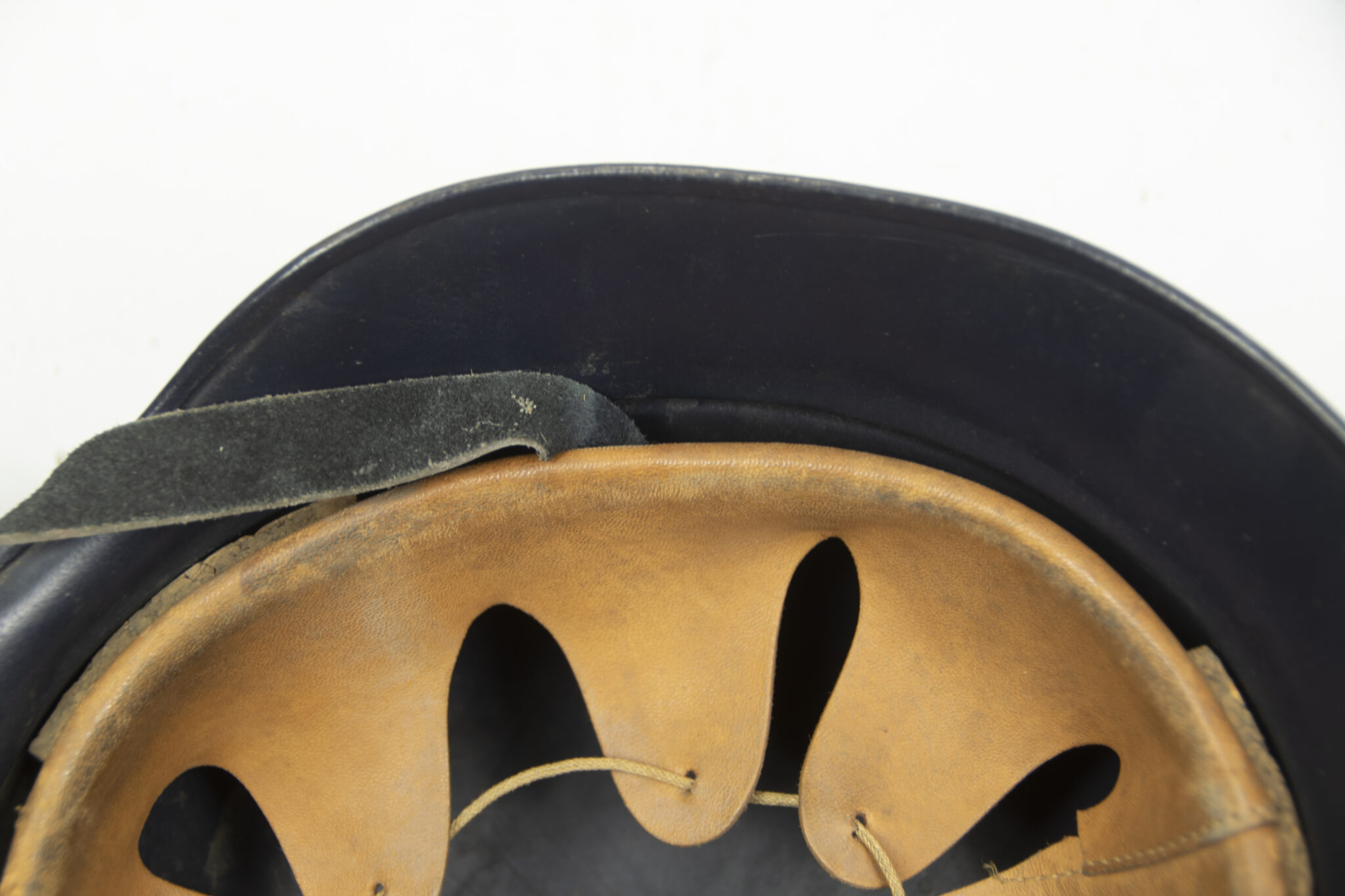 Reichsluftschutzbund (RLB) M40 Beaded Luftschutz Helmet - Image 12
