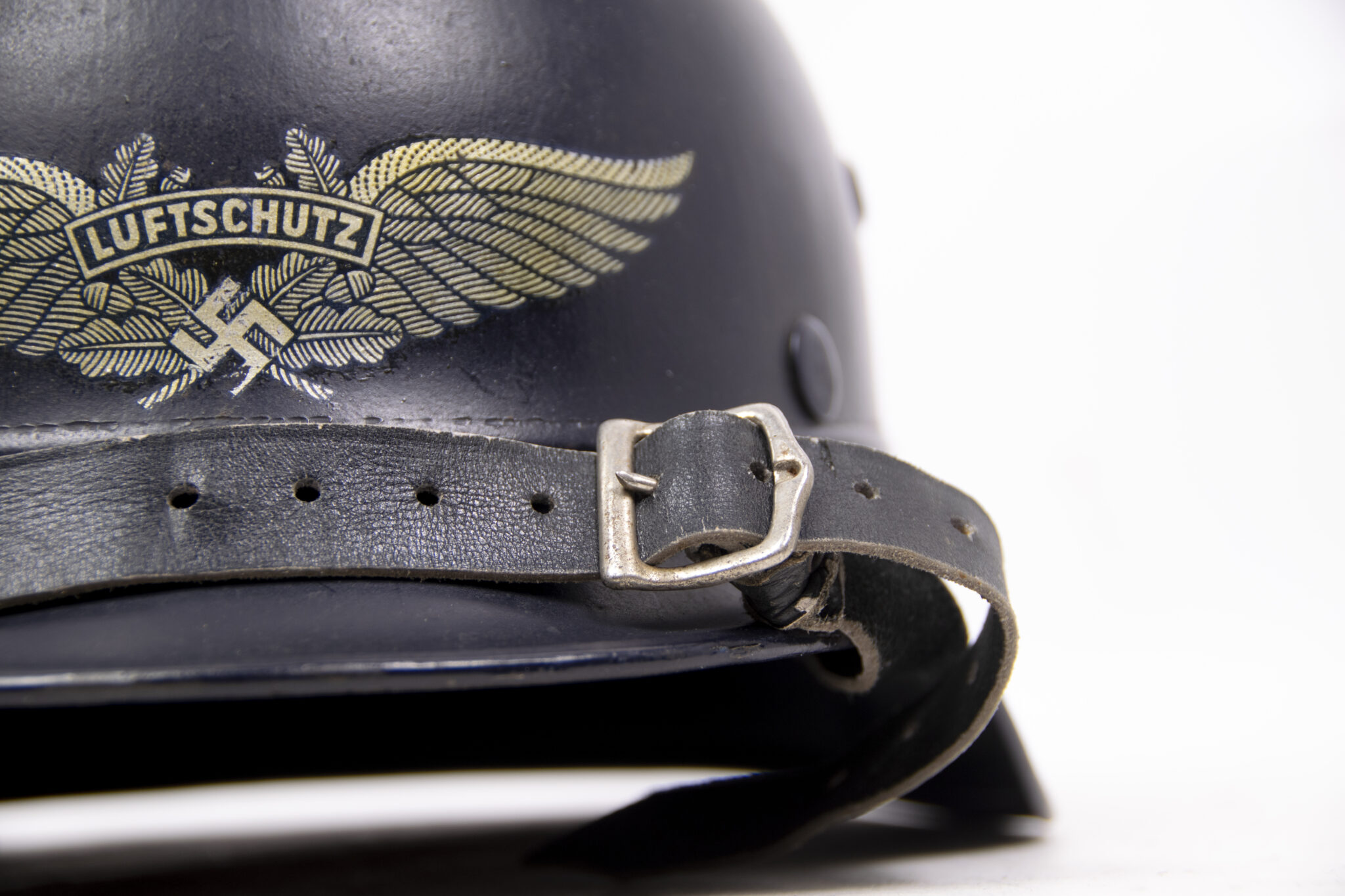 Reichsluftschutzbund (RLB) M40 Beaded Luftschutz Helmet - Image 4
