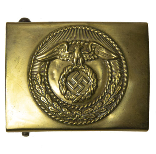 SA parade buckle with diagonal swastika centre