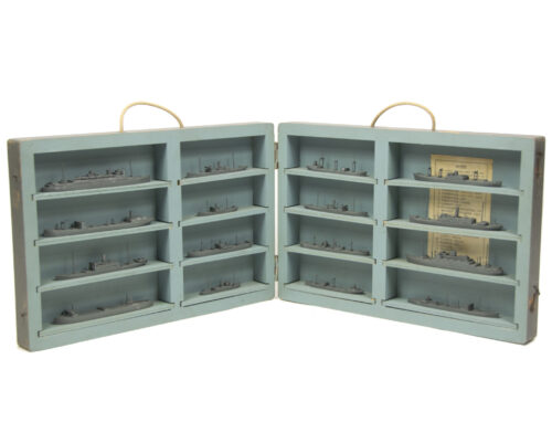 U.S. Navy Merchant miniature ships (complete)