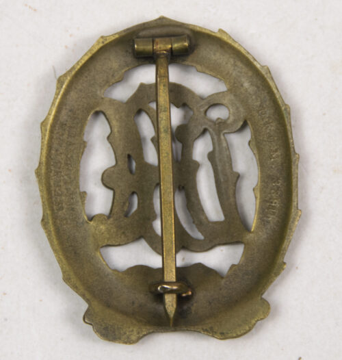 Deutsches Reichsabzeichen für Leibesübungen in bronze (DRA) (maker Wernstein)