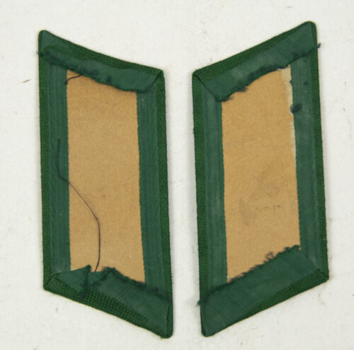 Reichsfinanzverwaltung Zollgrenzschutz pair of collar tabs Zollanwärter