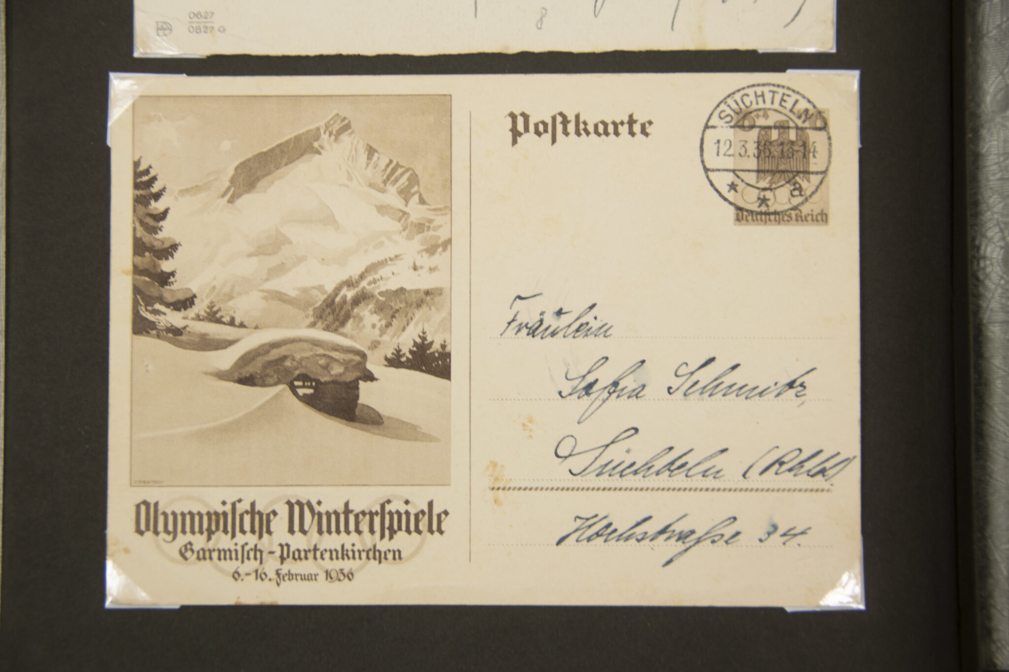 Deutsche Rote Kreuz (DRK) photoalbum with a collection of german postcards + photos + WHW tags, etc - Image 83