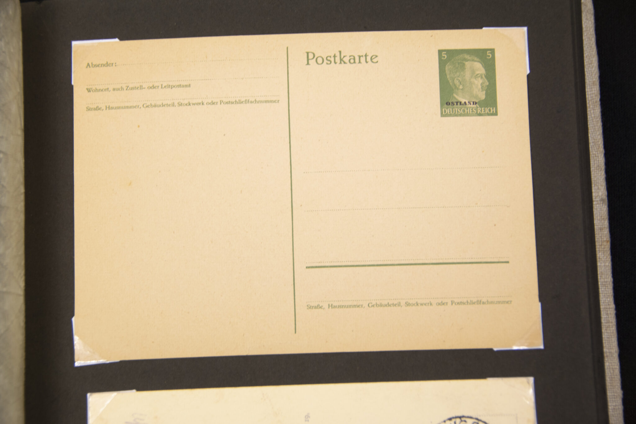 Deutsche Rote Kreuz (DRK) photoalbum with a collection of german postcards + photos + WHW tags, etc - Image 86