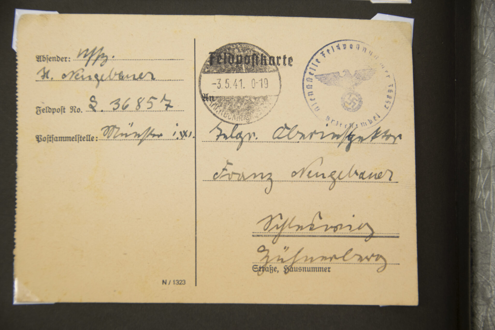 Deutsche Rote Kreuz (DRK) photoalbum with a collection of german postcards + photos + WHW tags, etc - Image 107