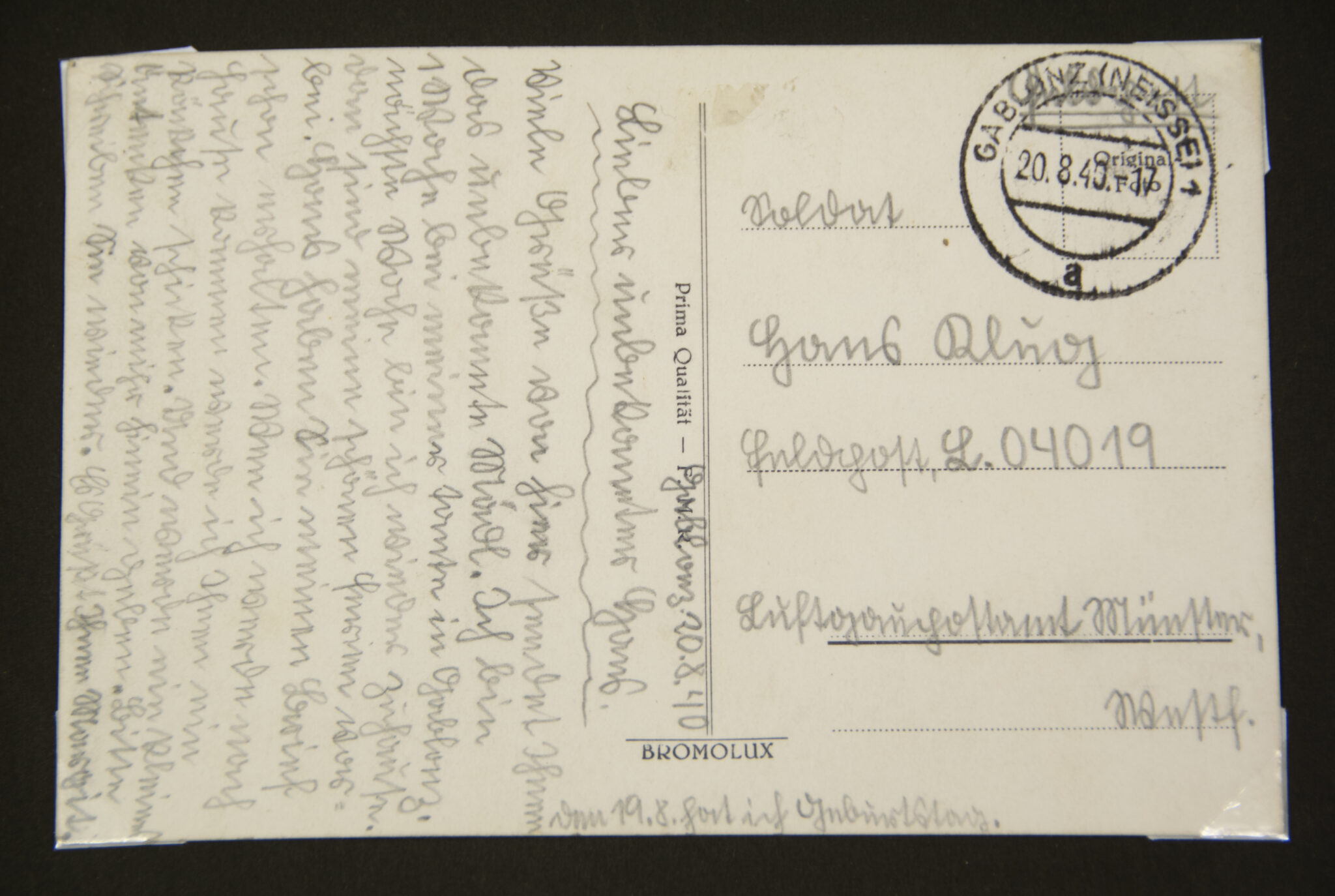 Deutsche Rote Kreuz (DRK) photoalbum with a collection of german postcards + photos + WHW tags, etc - Image 118