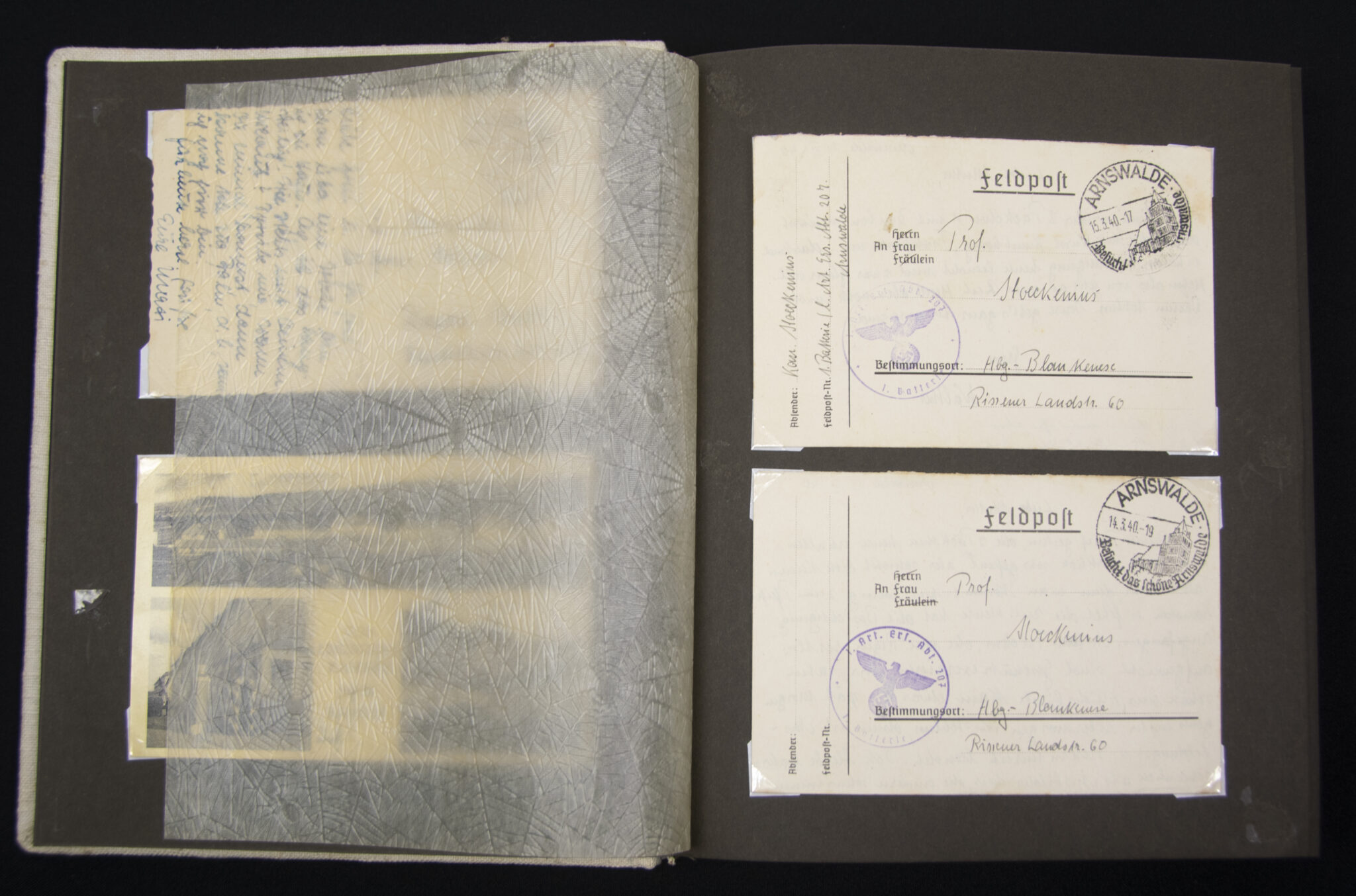 Deutsche Rote Kreuz (DRK) photoalbum with a collection of german postcards + photos + WHW tags, etc - Image 22