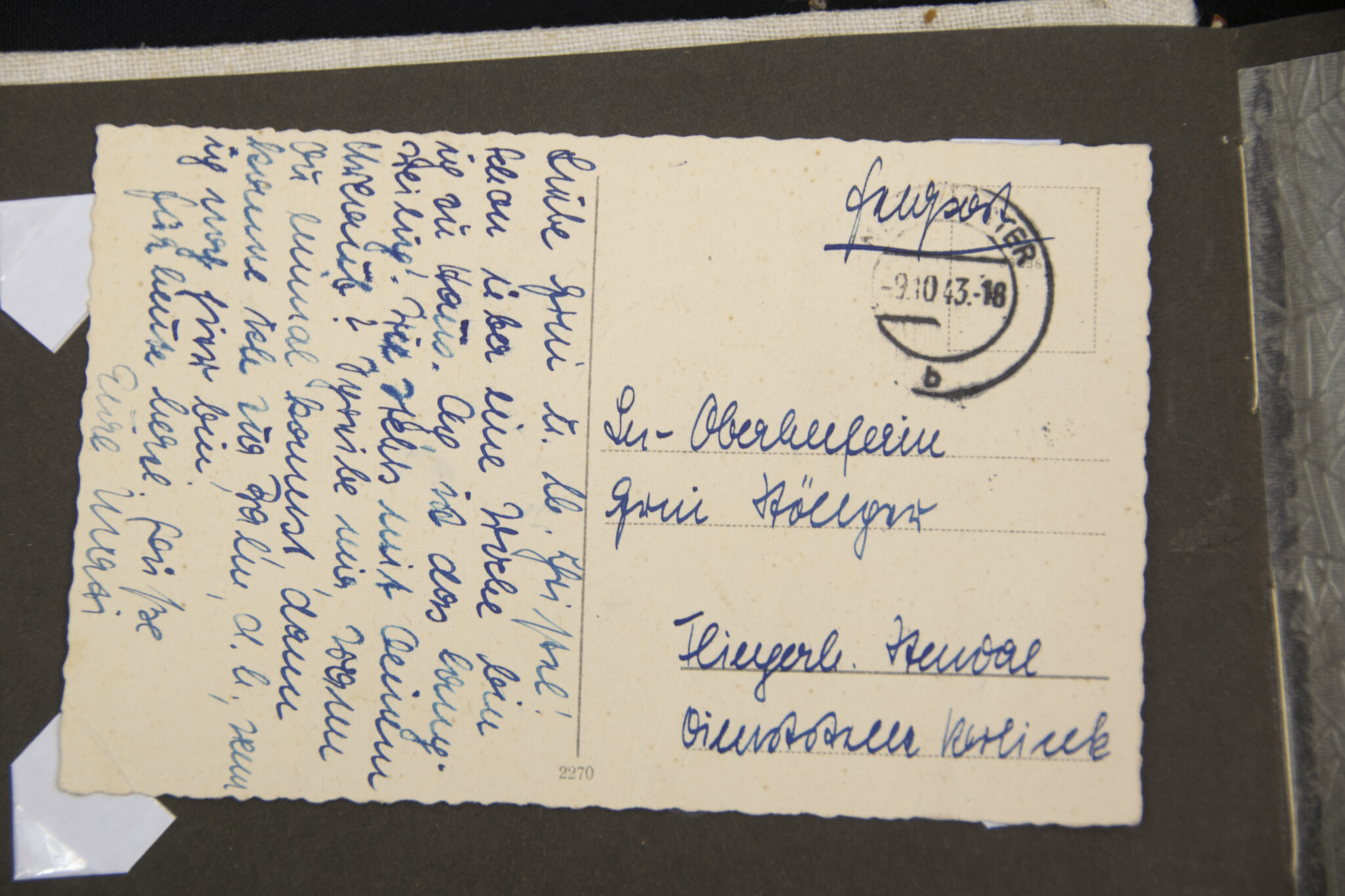 Deutsche Rote Kreuz (DRK) photoalbum with a collection of german postcards + photos + WHW tags, etc - Image 23
