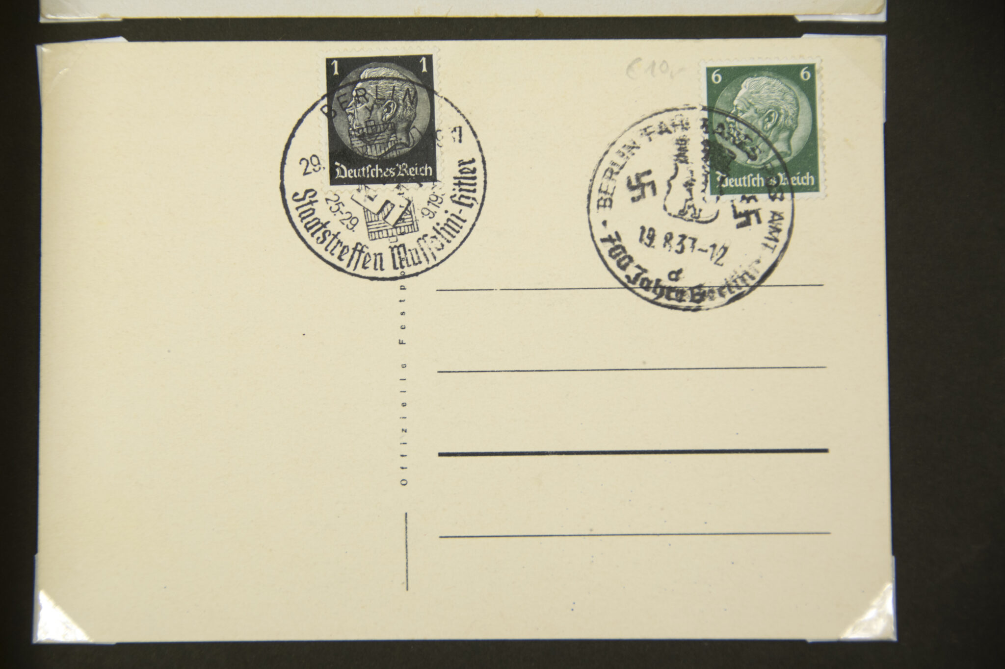Deutsche Rote Kreuz (DRK) photoalbum with a collection of german postcards + photos + WHW tags, etc - Image 50