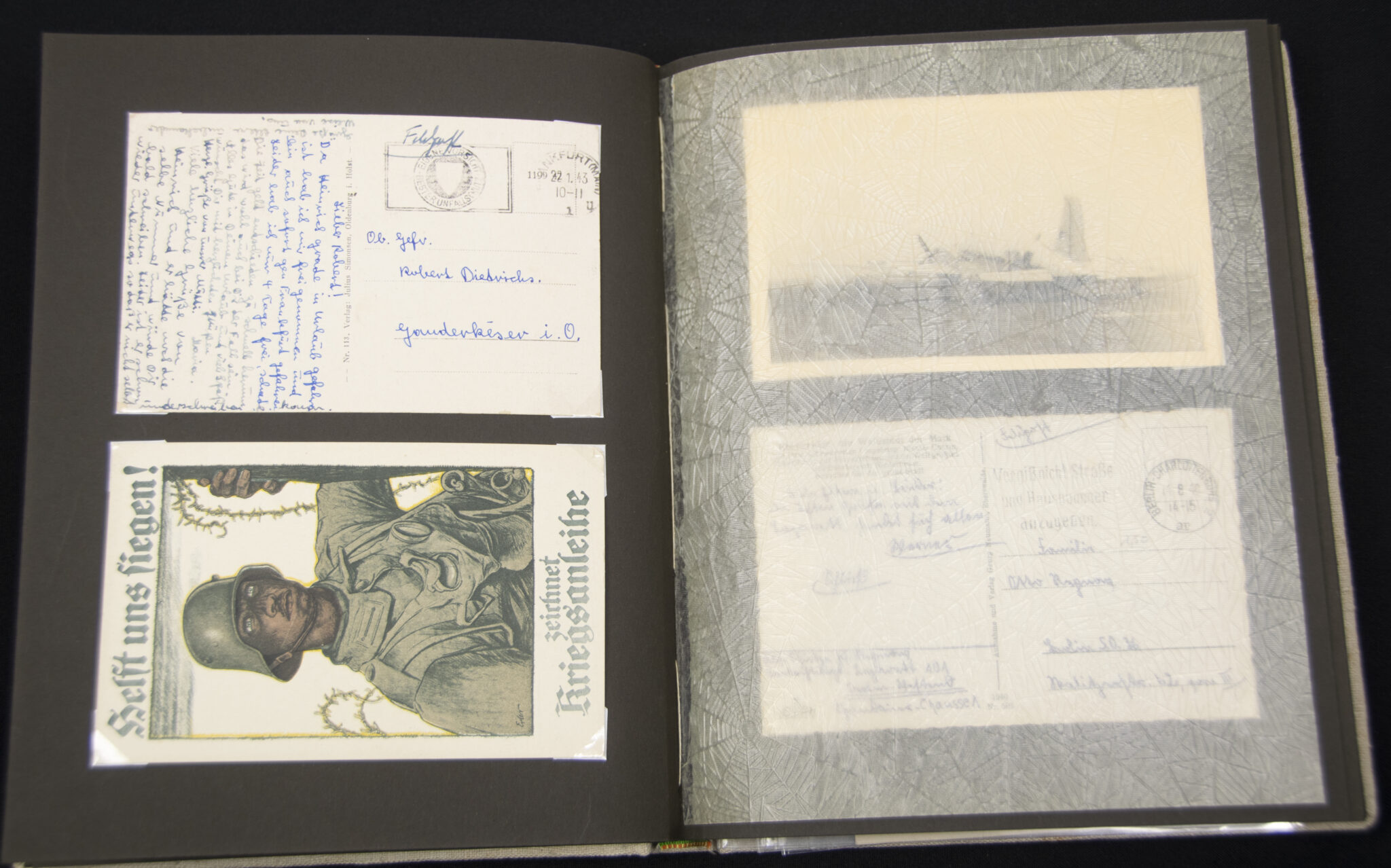 Deutsche Rote Kreuz (DRK) photoalbum with a collection of german postcards + photos + WHW tags, etc - Image 70