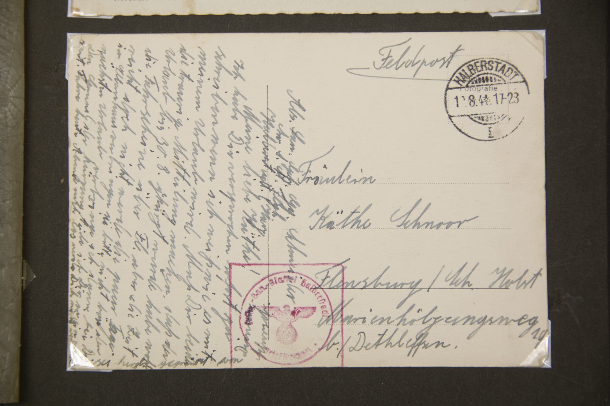 Deutsche Rote Kreuz (DRK) photoalbum with a collection of german postcards + photos + WHW tags, etc - Image 11