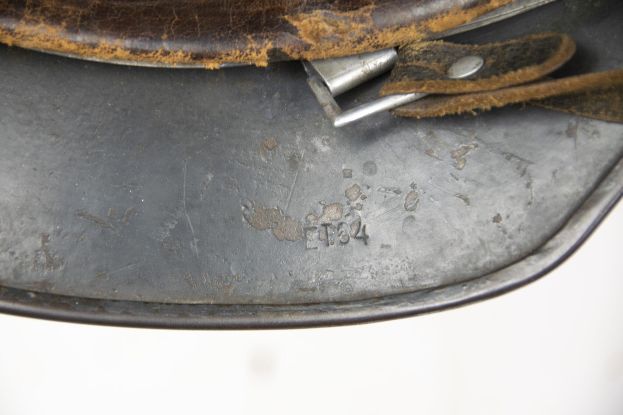 ET64 Luftwaffe (LW) double decal droop tail M35 helmet - Image 36