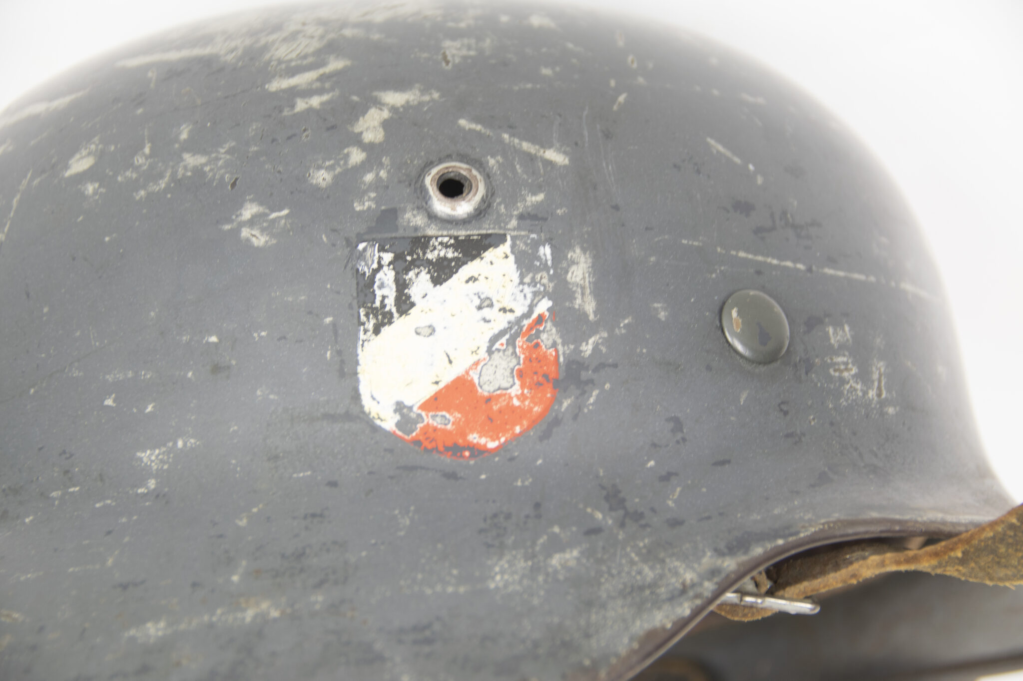 ET64 Luftwaffe (LW) double decal droop tail M35 helmet - Image 43
