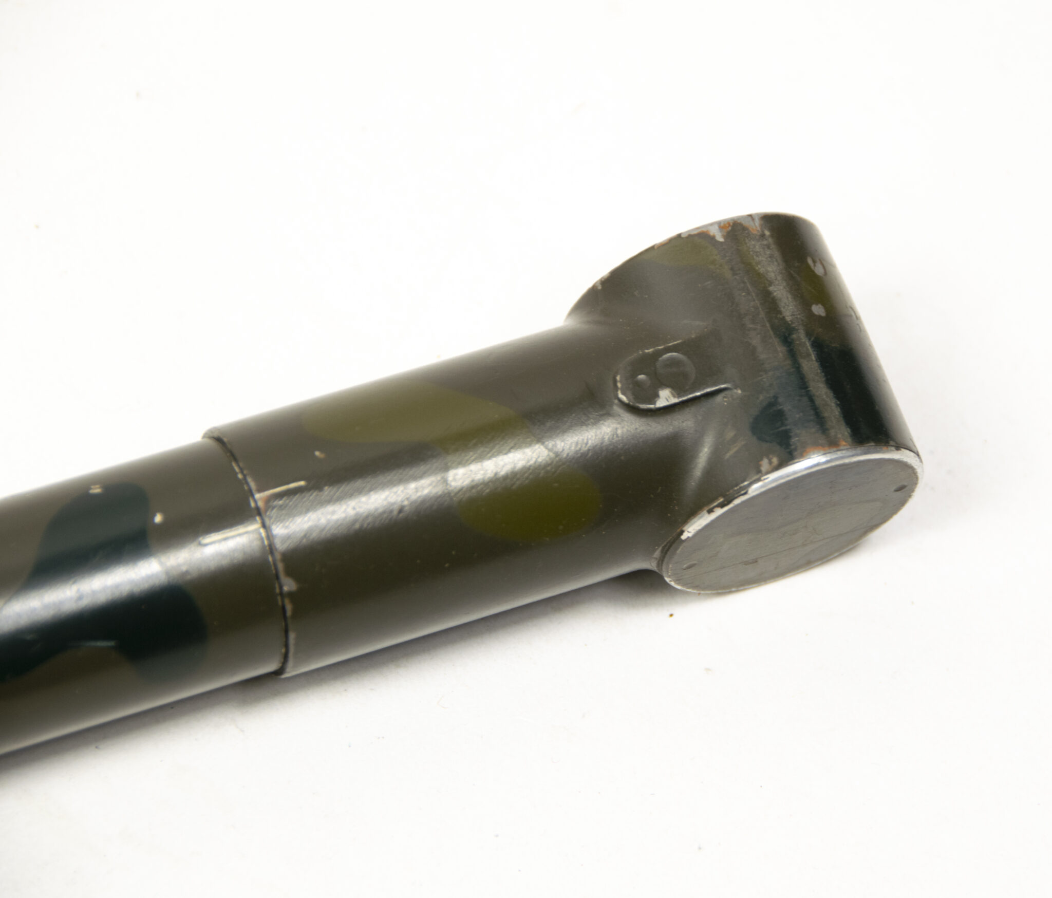 French camouflaged trench periscope complete with leather case - Image 24