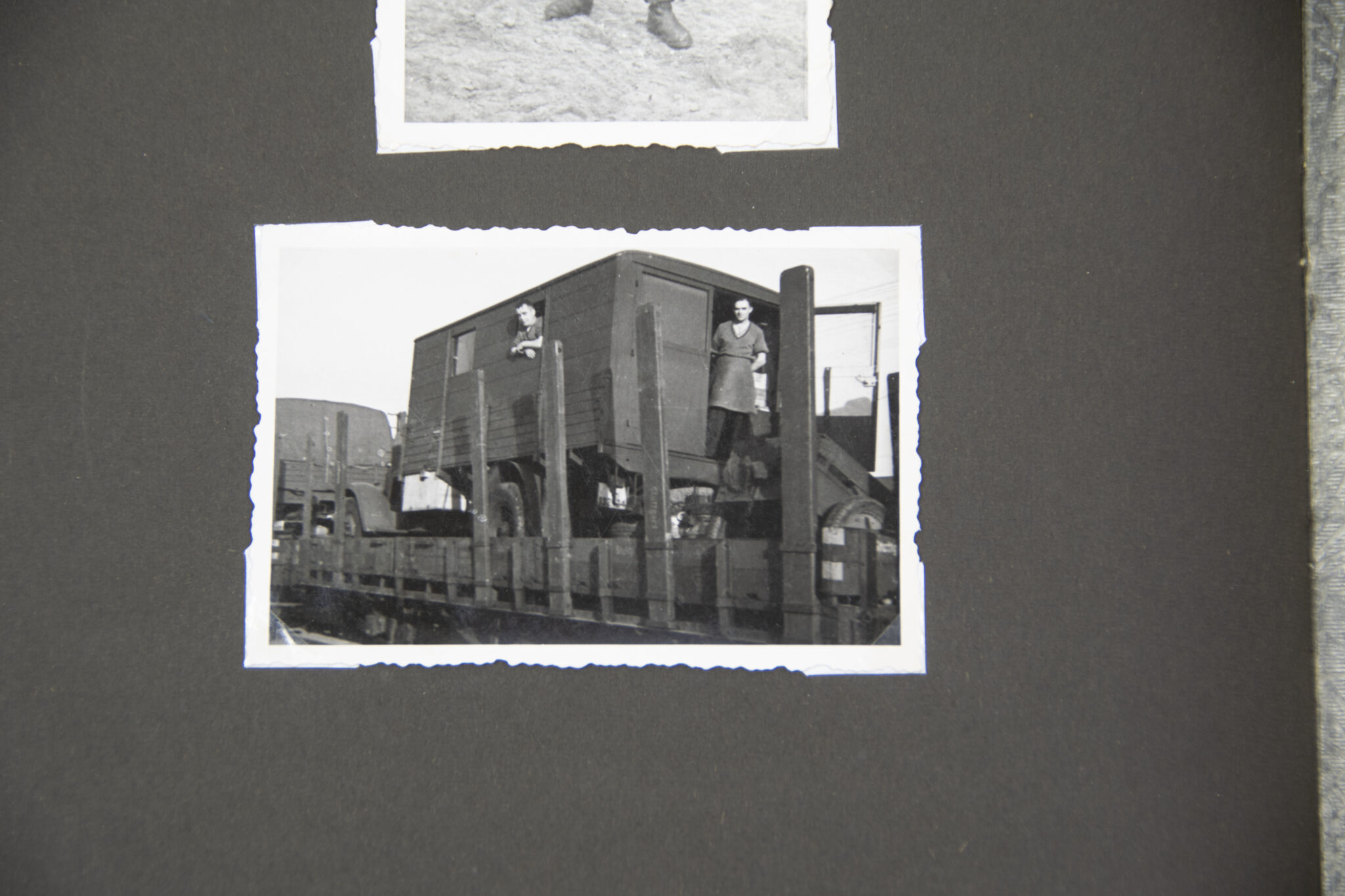 Deutsche Rote Kreuz (DRK) photoalbum with a collection of german postcards + photos + WHW tags, etc - Image 194