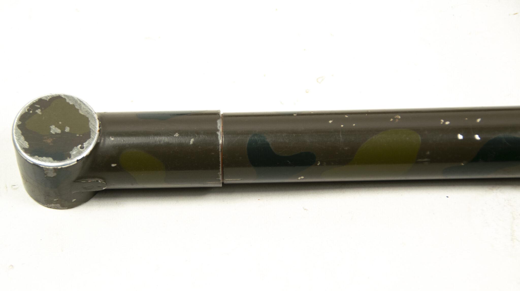 French camouflaged trench periscope complete with leather case - Image 12