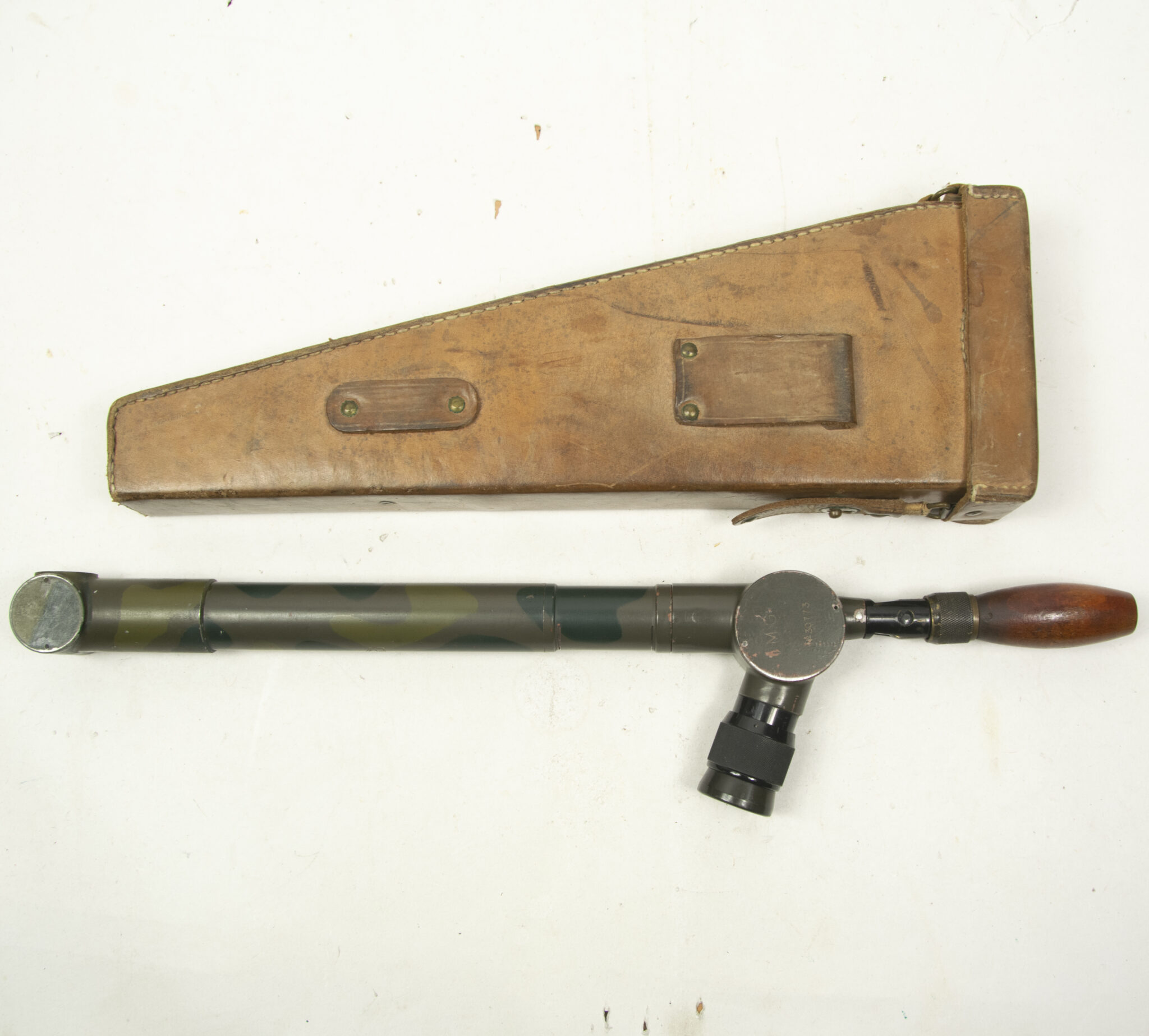 French camouflaged trench periscope complete with leather case - Image 14