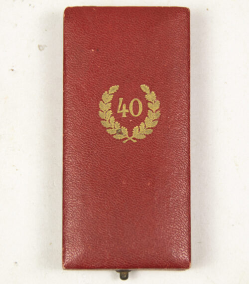 Treue Dienste 40 jahre Kreuz (MM Deschler & Sohn München) + etui + Eisenbahn Verein memberbadge
