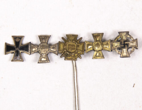 World War 2 German Miniaturenadel medal5 place stickpin With Treue Dienst 25 Jahre kreuz