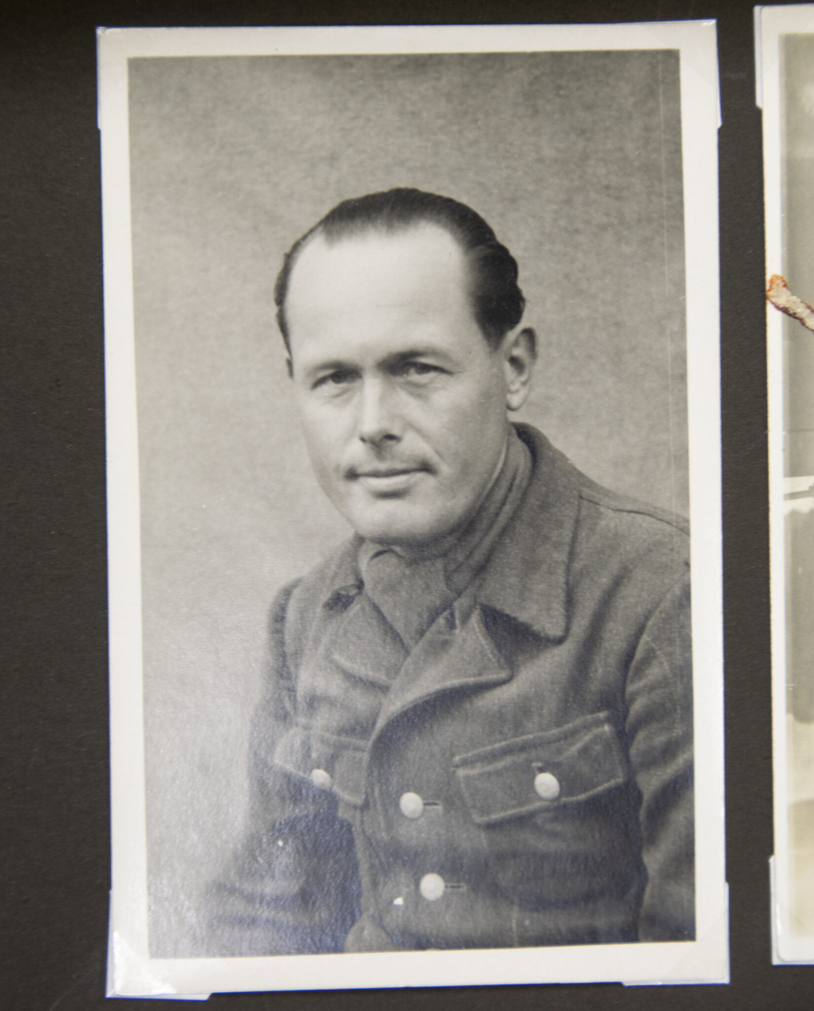 Deutsche Rote Kreuz (DRK) photoalbum with a collection of german postcards + photos + WHW tags, etc - Image 184