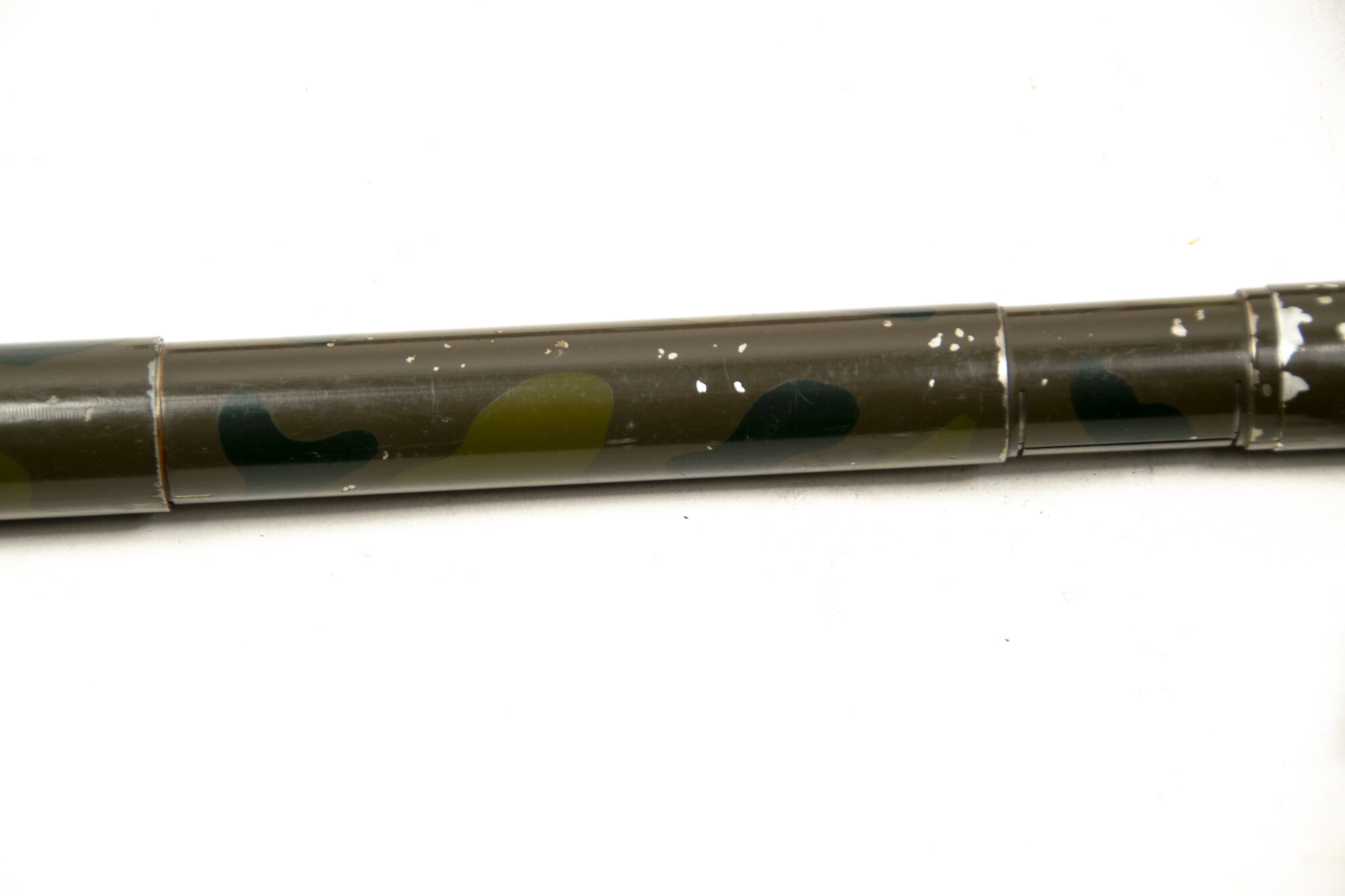 French camouflaged trench periscope complete with leather case - Image 13