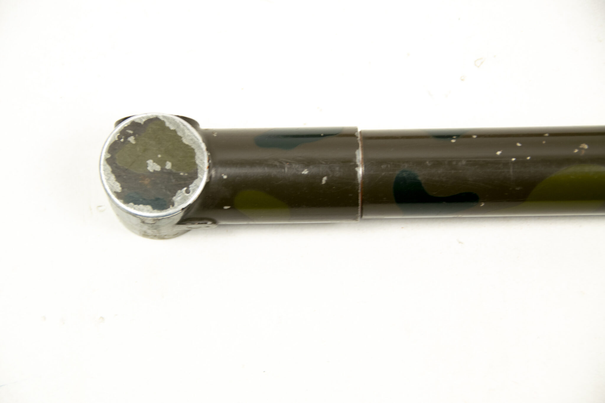 French camouflaged trench periscope complete with leather case - Image 11